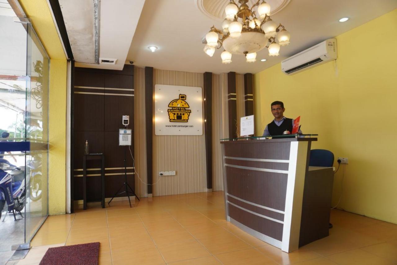 Hotel Zamburger Airport Кота-Бару Екстер'єр фото